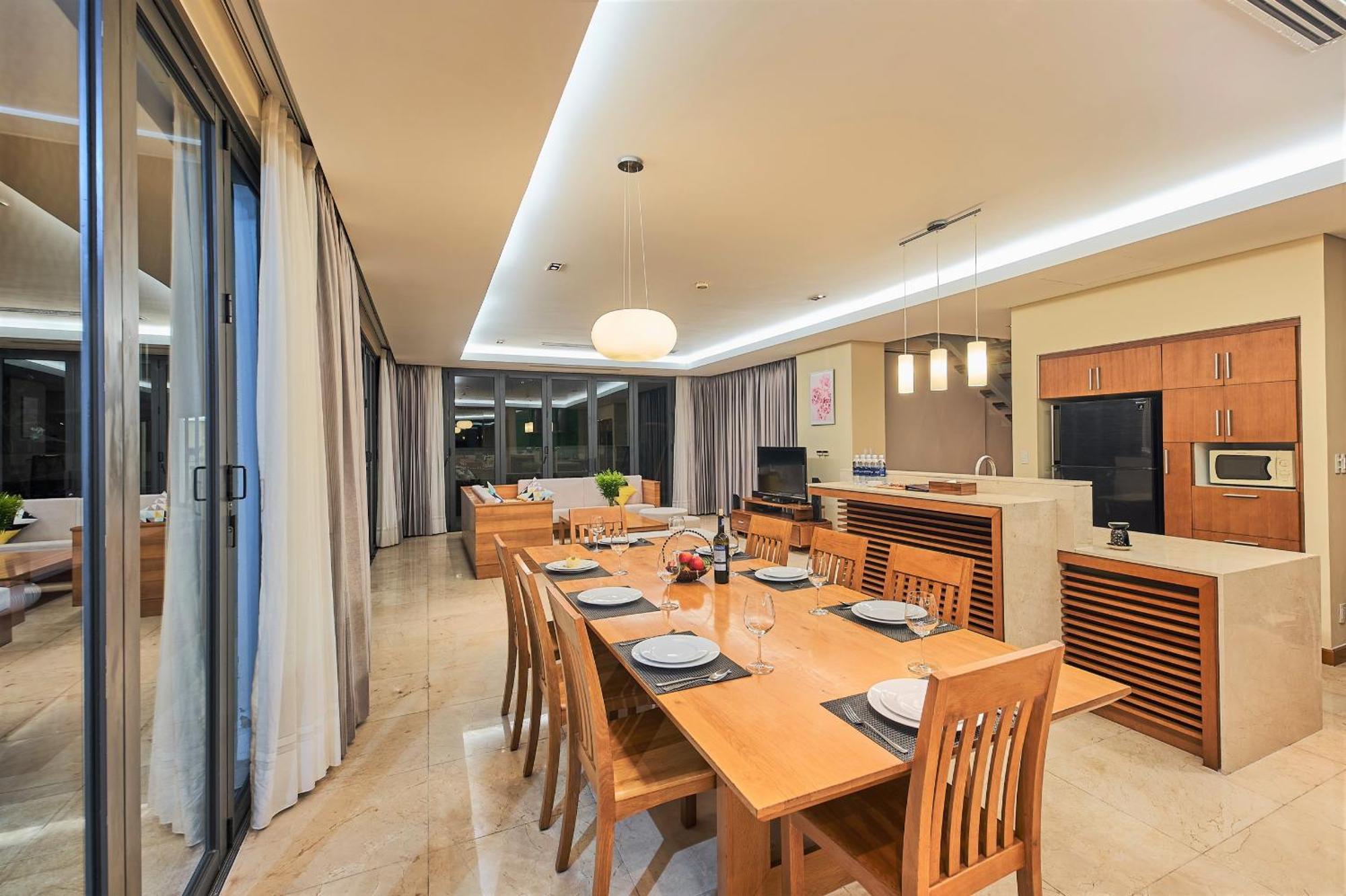 Deluxe Beach Villas By Danatrip ダナン市 部屋 写真