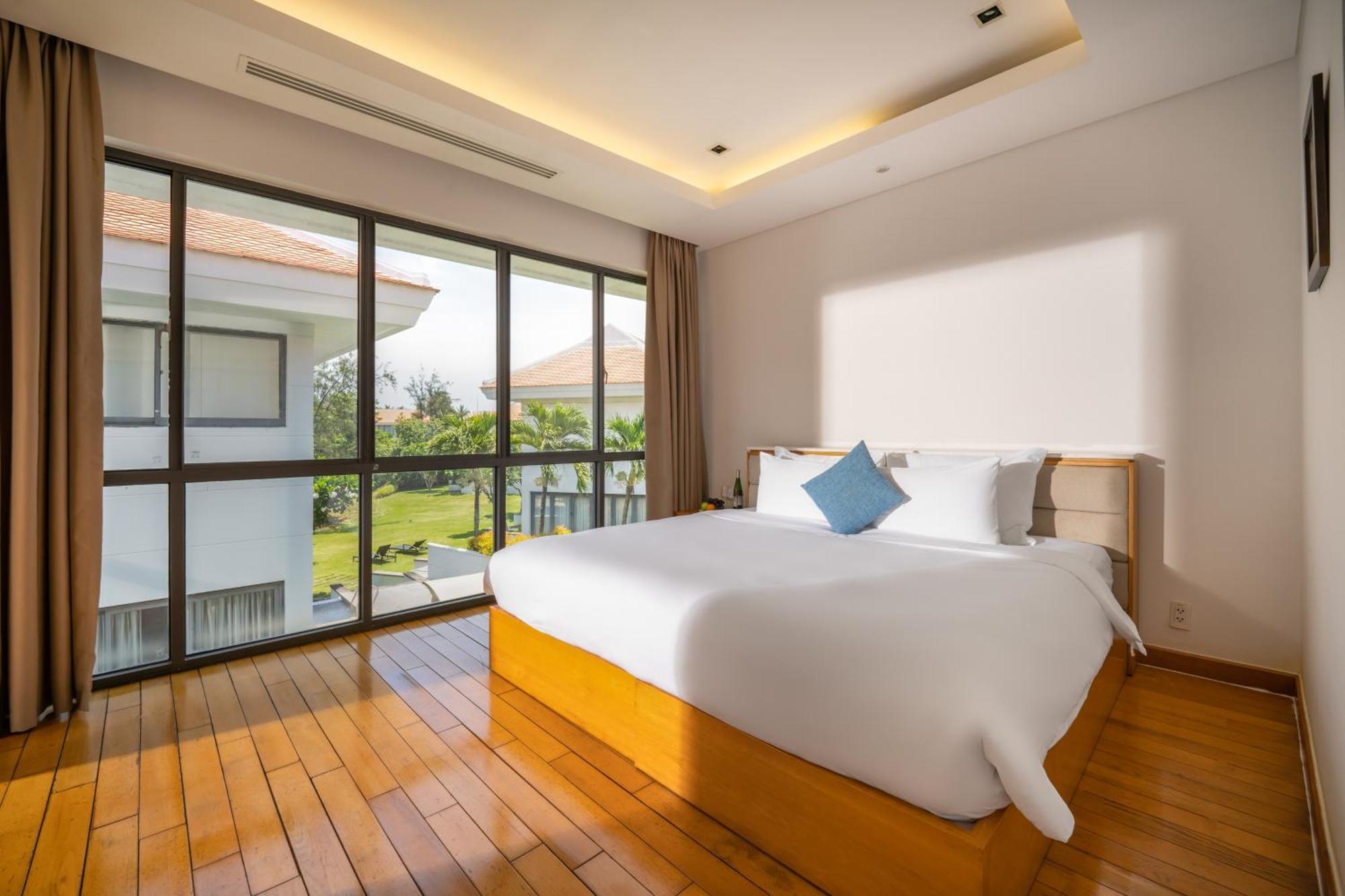 Deluxe Beach Villas By Danatrip ダナン市 部屋 写真